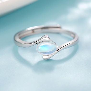 MOONSTONE RING - LOVE BOUND